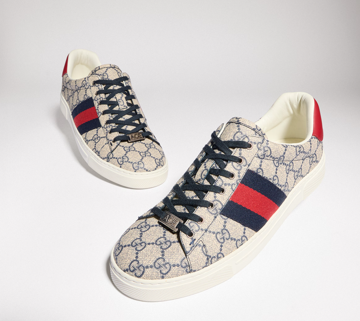 男士 Gucci Ace 运动鞋，带 Web